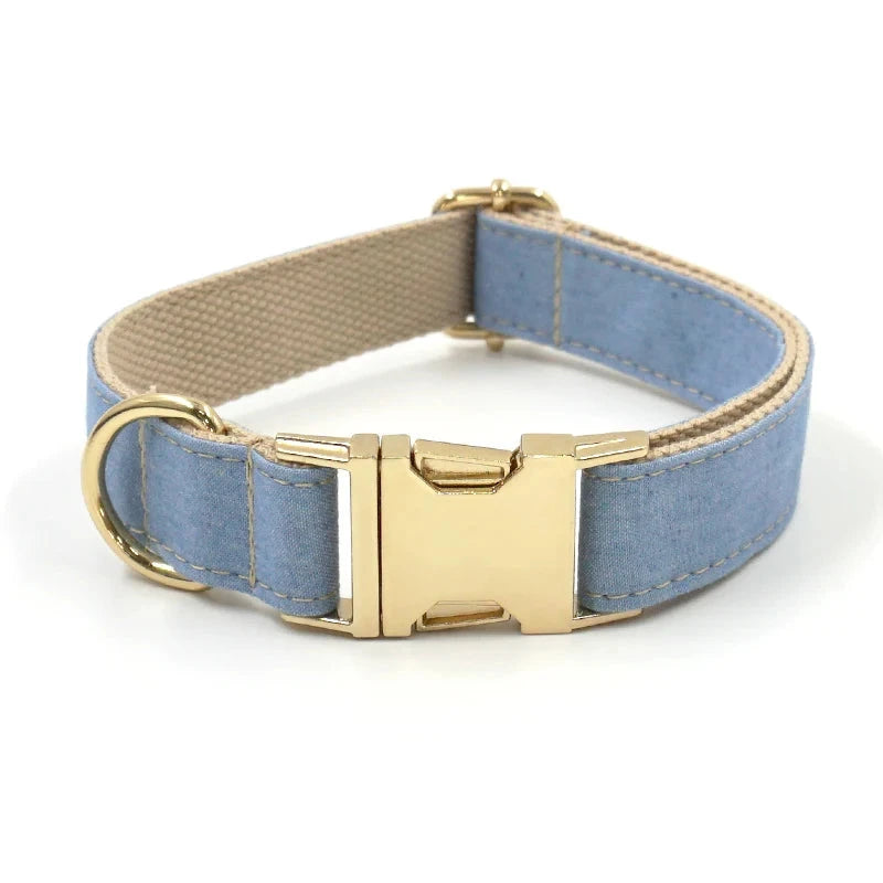 Set en Velours Bleu Jean – Harnais, Collier & Laisse avec boucle Dorée | SANEO Pets SANEO Pets
