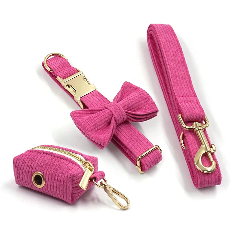 Set en Velours Rose – Harnais, Collier & Laisse avec boucle Dorée | SANEO Pets SANEO Pets