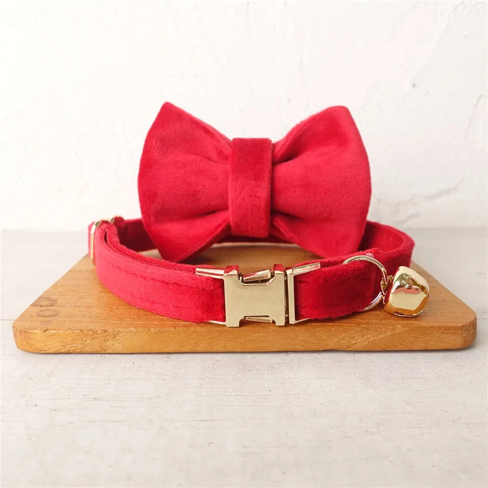 Collier en Velours Rouge pour Chat – Élégance, Confort | SANEO Pets SANEO Pets