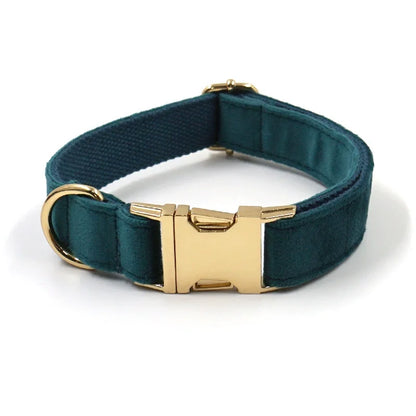 Set 3 Pièces Luxe en Velours Vert Emeraude – Collier, Laisse & Poop Bag