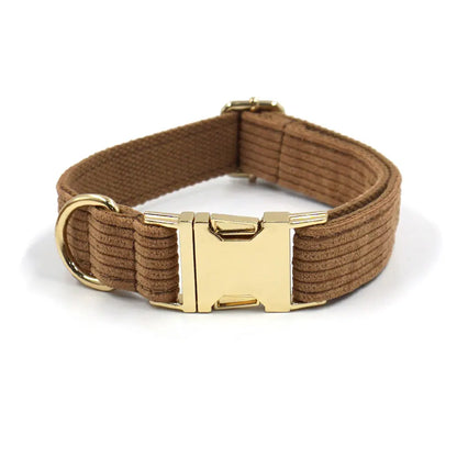 Set Luxe en Velours Marron – Harnais, Collier & Laisse avec boucle Dorée.