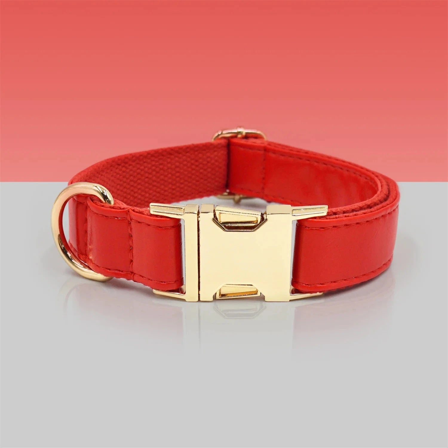 Set en Velours Rouge – Collier & Laisse avec boucle Dorée | SANEO Pets SANEO Pets