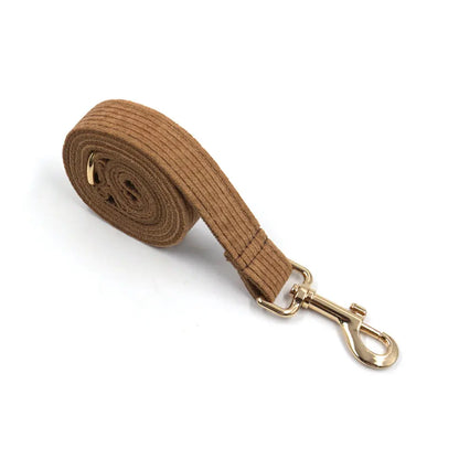 Set Luxe en Velours Marron – Harnais, Collier & Laisse avec boucle Dorée.