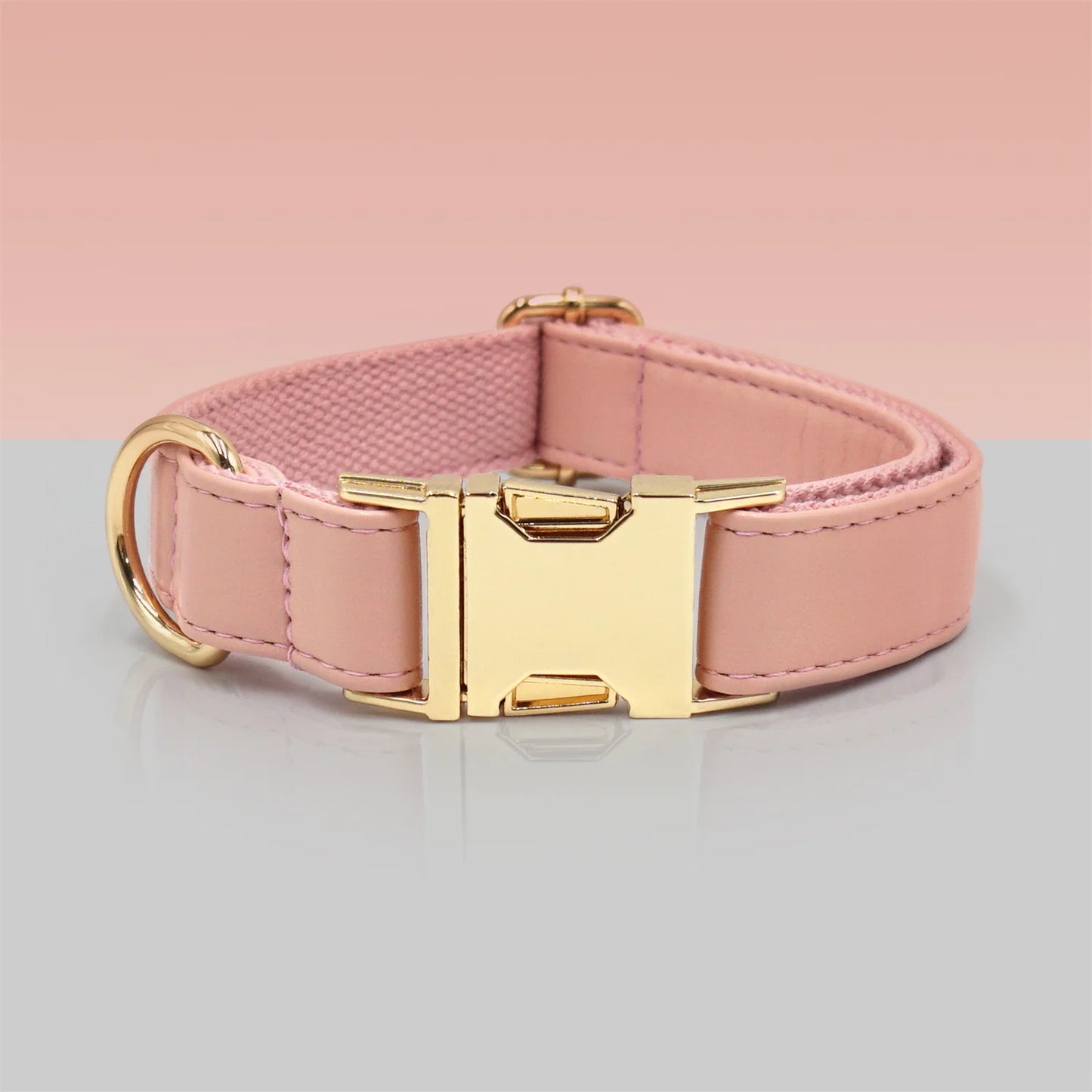 Set 3 Pièces Luxe en Velours Rose – Collier, Laisse & Poop Bag