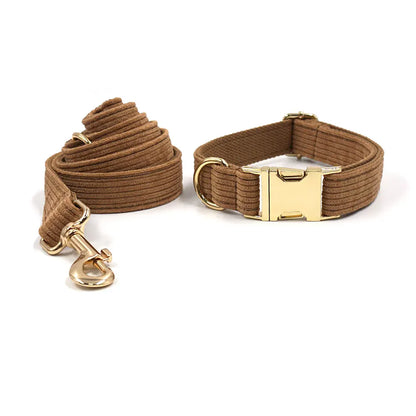 Set Luxe en Velours Marron – Harnais, Collier & Laisse avec boucle Dorée.
